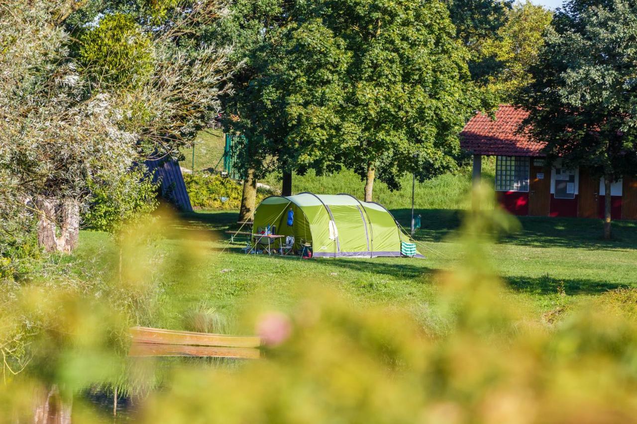Camping & Pension Au An Der Donau Exterior photo